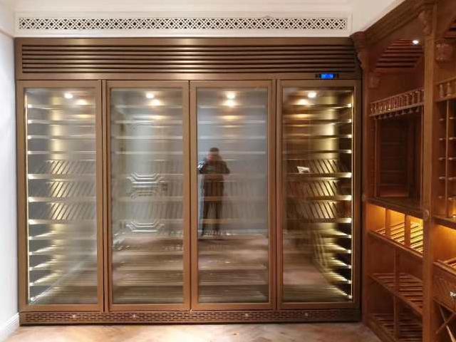 豪華私人酒窖不鏽鋼酒櫃（guì）