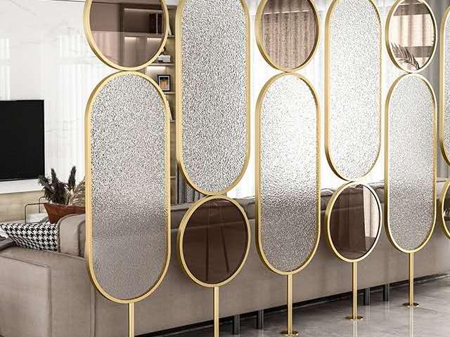 家用客（kè）廳不鏽鋼屏風花格隔斷