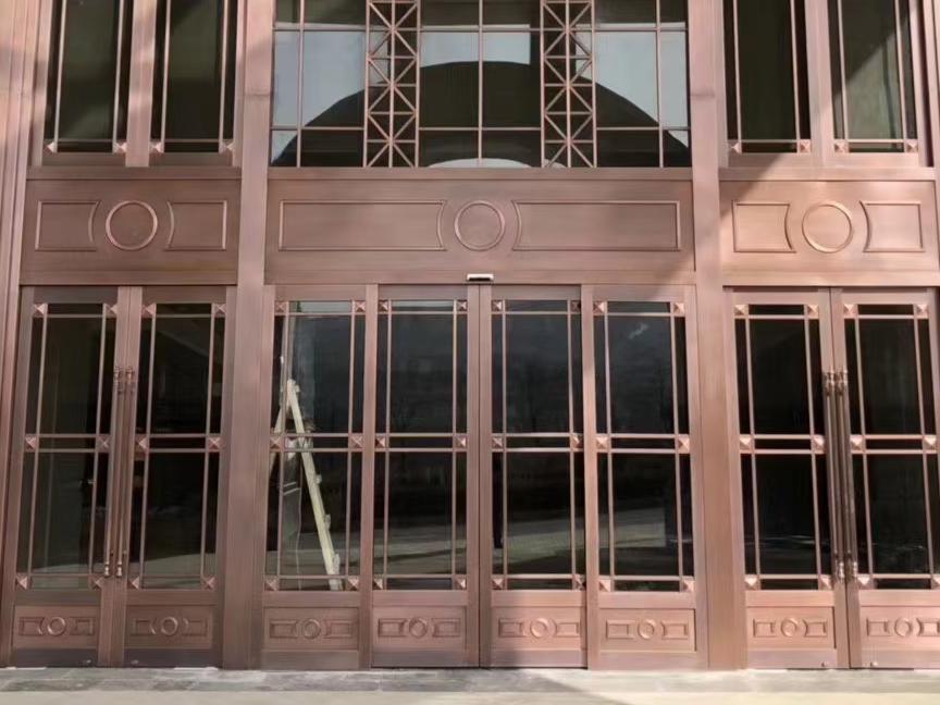 玻璃（lí）銅藝門