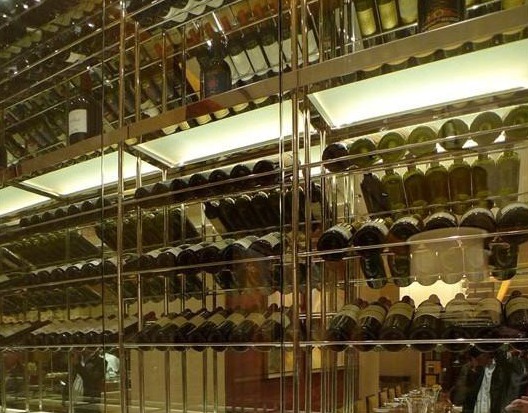 不鏽鋼酒（jiǔ）櫃