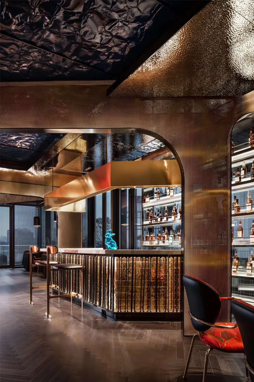 不鏽鋼(gāng)鏡麵 不(bú)鏽鋼鏡麵