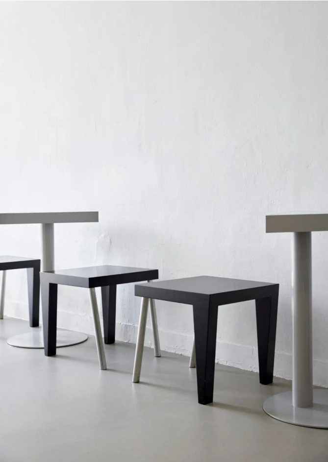 空間敘述 | 銀色為主的不(bú)鏽鋼裝飾 空間敘述(shù) | 銀色為主的不鏽鋼裝飾